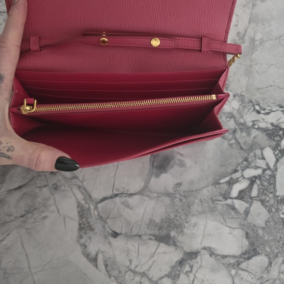 Prada With COA Pink Women's Wallet - Picture 4 of 8